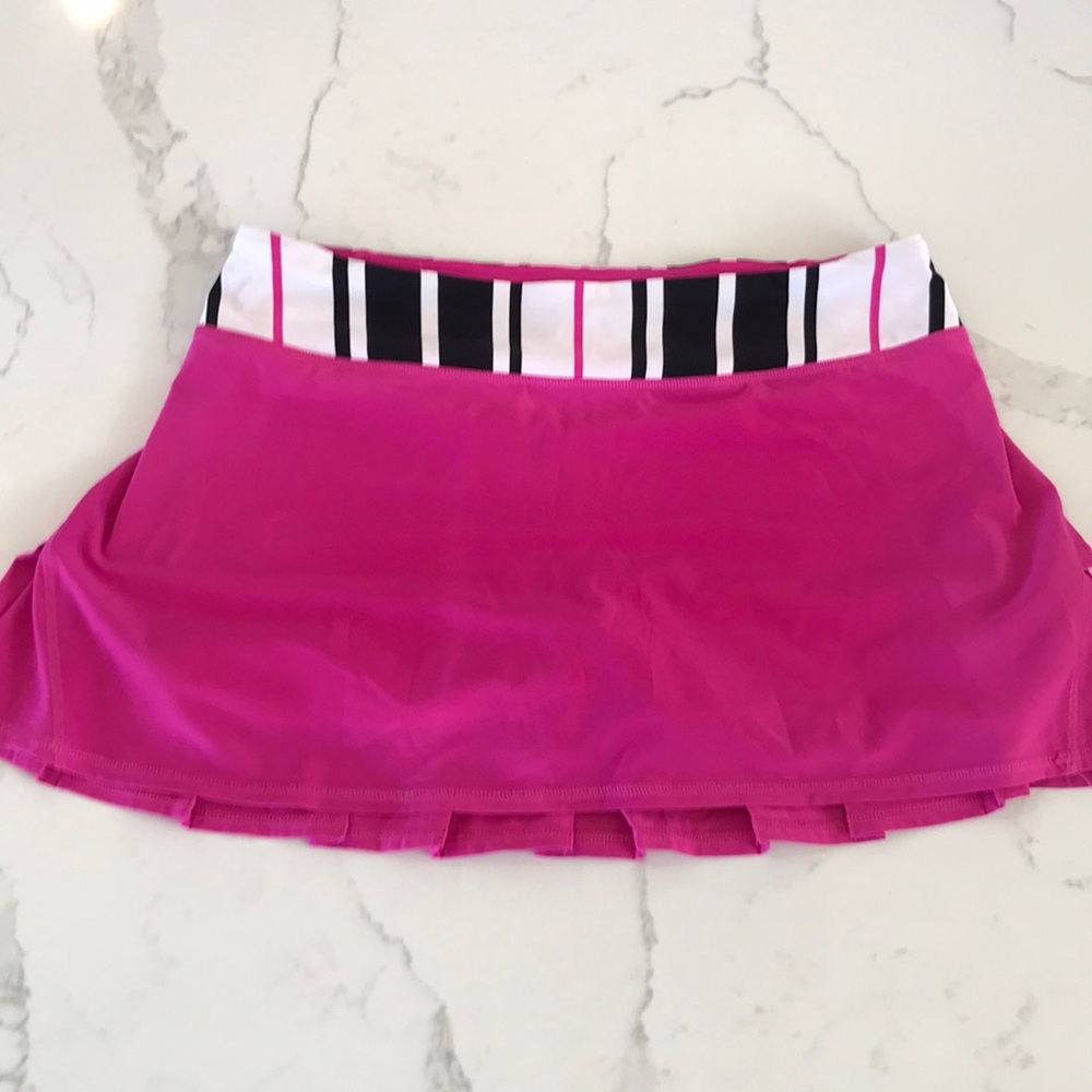 Lululemon Pace-Setter skirt